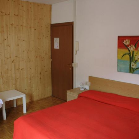 Albergo della Posta Clusone Esterno foto